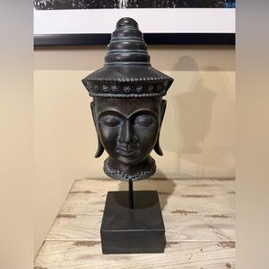 Elegant Buddha Head Sculpture on Pedestal Stand